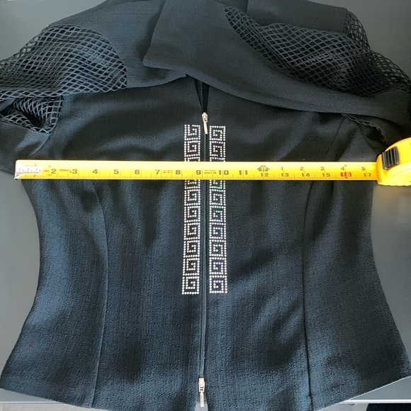 Women’s Blazer - Picture 14 of 16